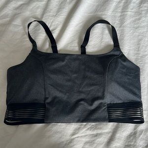 XL adjustable strap sports bra